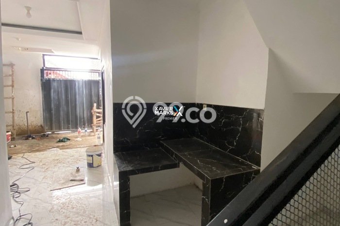 Kost Dijual di Malang Kota dengan 13 KT dan Luas 275m2 Kost Dijual di Malang Kota dengan 13 KT dan Luas 275m2