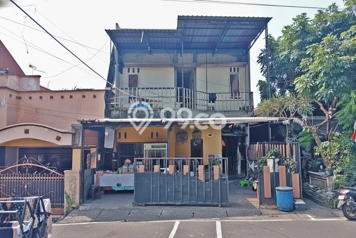 Hunian Cantik Modern Lb 280m2 di Banyumanik, Semarang Hunian Cantik Modern Lb 280m2 di Banyumanik, Semarang