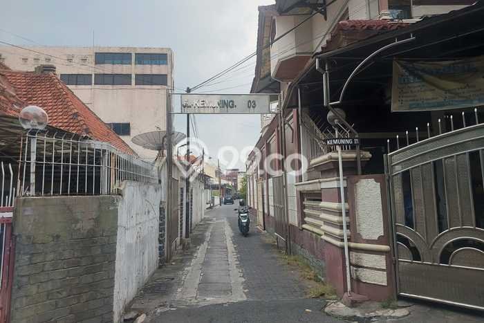 Rumah Luas Asri 2 KT Siap Huni di Brumbungan Semarang Rumah Luas Asri 2 KT Siap Huni di Brumbungan Semarang