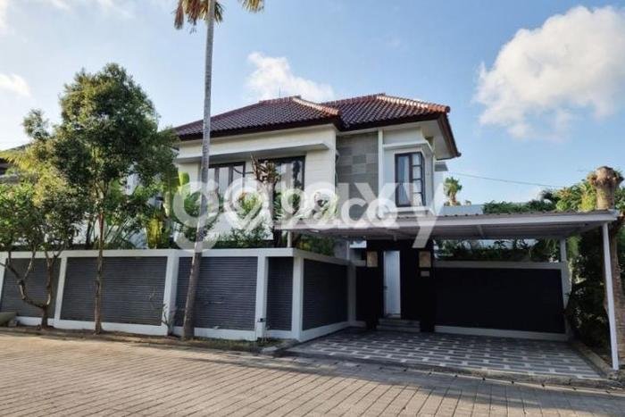Vila Ready di Kuta, Area 271m2m², Akses ke Fasilitas Umum Vila Ready di Kuta, Area 271m2m², Akses ke Fasilitas Umum