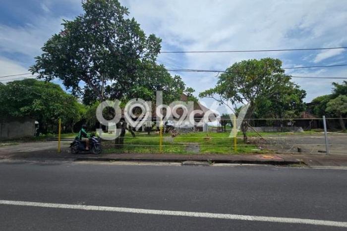 Lahan Kosong Disewakan di Kuta Selatan, Badung, Luas 2000m2 Lahan Kosong Disewakan di Kuta Selatan, Badung, Luas 2000m2
