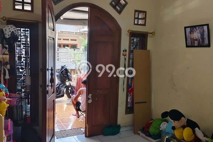 Jual Rumah Strategis Bagus Punya 6 KT di Cimanggis Depok SHM Jual Rumah Strategis Bagus Punya 6 KT di Cimanggis Depok SHM