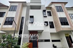 Dijual Cepat Rumah Bagus Siap Huni LB 120m2 di Cipayung, Jakarta Timur Dijual Cepat Rumah Bagus Siap Huni LB 120m2 di Cipayung, Jakarta Timur