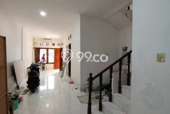 Dijual Rumah 5 Kamar Lokasi Strategis Nyaman dan Strategis di Beji Dijual Rumah 5 Kamar Lokasi Strategis Nyaman dan Strategis di Beji