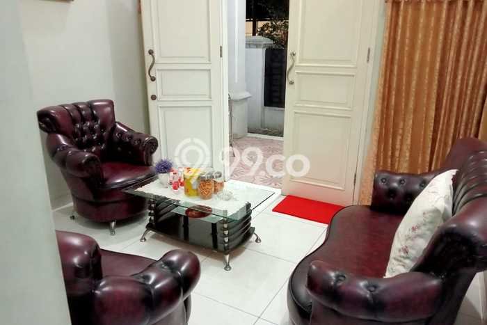 Jual Rumah Favorit Siap Huni LB 175m2 di Cipayung, Jakarta Timur Jual Rumah Favorit Siap Huni LB 175m2 di Cipayung, Jakarta Timur