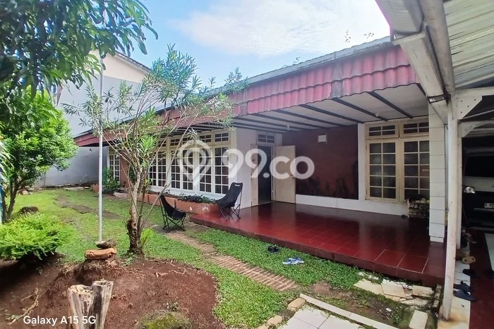 Ready to Use! Premium House LT 552m2 Desain Elegan di Cibubur Ready to Use! Premium House LT 552m2 Desain Elegan di Cibubur