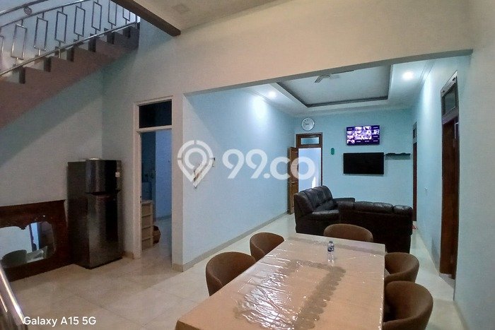 Jual Rumah Luas Elegan Dengan View Cantik di Cibubur, Depok Jual Rumah Luas Elegan Dengan View Cantik di Cibubur, Depok