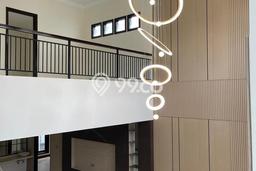 Hunian Mewah LB 500m2 Siap Pakai Desain Elegan di Citra Grand, Jakarta Timur Hunian Mewah LB 500m2 Siap Pakai Desain Elegan di Citra Grand, Jakarta Timur