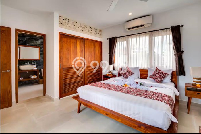 For Sale! Vila Kawasan , Ukuran 200m2m², Lokasi Premium For Sale! Vila Kawasan , Ukuran 200m2m², Lokasi Premium