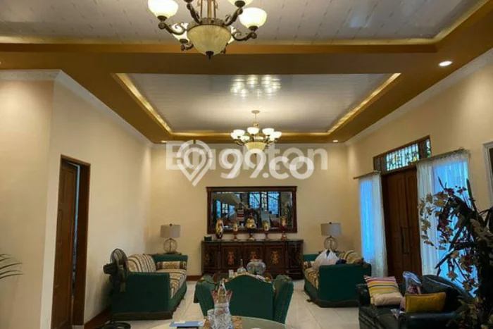 BEST PRICE! Rumah Premium di Makassar, Luas 360m2m² Bangunan 700m2m² BEST PRICE! Rumah Premium di Makassar, Luas 360m2m² Bangunan 700m2m²