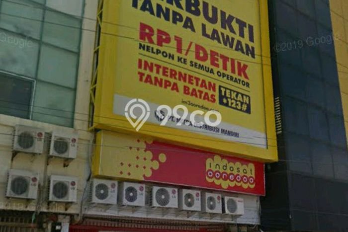 Ruko disewakan di Makassar Makassar dengan luas bangunan 315m2 Ruko disewakan di Makassar Makassar dengan luas bangunan 315m2