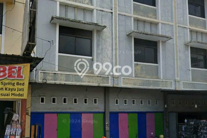 Disewakan Ruko komersial di Makassar luas bangunan 540m2 Disewakan Ruko komersial di Makassar luas bangunan 540m2