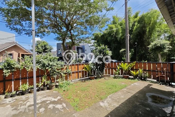 For Sale Rumah 2 Kamar Lokasi Ideal Bagus dan Strategis di Pamulang For Sale Rumah 2 Kamar Lokasi Ideal Bagus dan Strategis di Pamulang