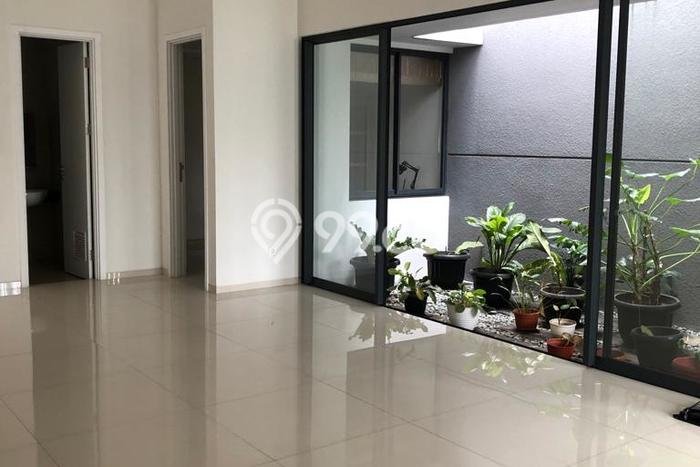 Rumah sewa siap huni 4 Kamar Tidur di Bintaro, Tangerang Selatan Rumah sewa siap huni 4 Kamar Tidur di Bintaro, Tangerang Selatan