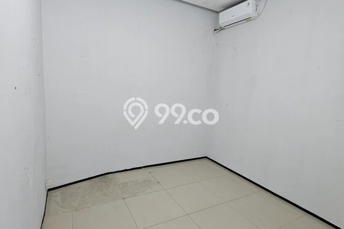 Rumah Disewakan Jakarta Barat LT 313m2 LB 250m2 Kawasan Meruya Rumah Disewakan Jakarta Barat LT 313m2 LB 250m2 Kawasan Meruya