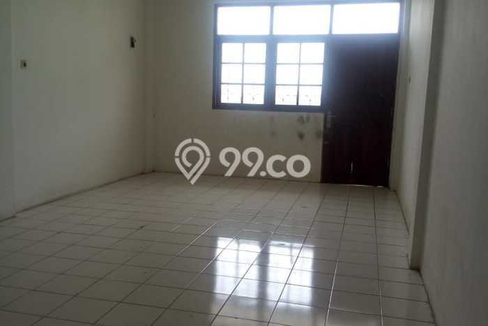 AREA KOMERSIAL! Ruko Kawasan , Luas 174m2m², Akses Utama AREA KOMERSIAL! Ruko Kawasan , Luas 174m2m², Akses Utama