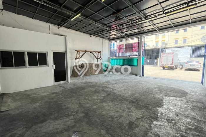 Gudang Bagus Dijual LB 491m2 Lokasi Strategis Jakarta Utara Area Cocok untuk Berbisnis Gudang Bagus Dijual LB 491m2 Lokasi Strategis Jakarta Utara Area Cocok untuk Berbisnis