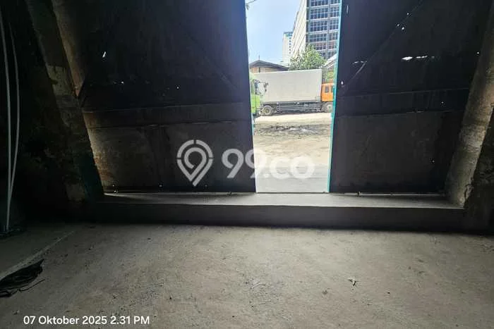 Gudang untuk Disewa di Pusat Jakarta Barat Luas Bangunan 630m2 Gudang untuk Disewa di Pusat Jakarta Barat Luas Bangunan 630m2