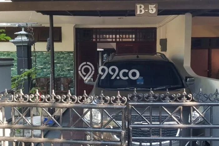 Dijual Rumah Mewah Exclusive di Tenggilis Mejoyo, Surabaya Dijual Rumah Mewah Exclusive di Tenggilis Mejoyo, Surabaya