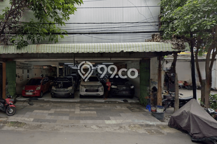 Ruko Bagus Dijual LB 1296m2 Lokasi Strategis Surabaya Area Cocok untuk Bisnis Ruko Bagus Dijual LB 1296m2 Lokasi Strategis Surabaya Area Cocok untuk Bisnis