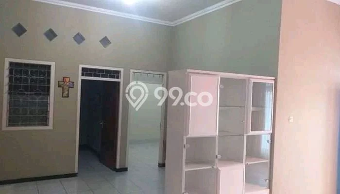 Jual Rumah Bagus Siap Huni LB 180m2 di Sidoarjo, Sidoarjo Jual Rumah Bagus Siap Huni LB 180m2 di Sidoarjo, Sidoarjo