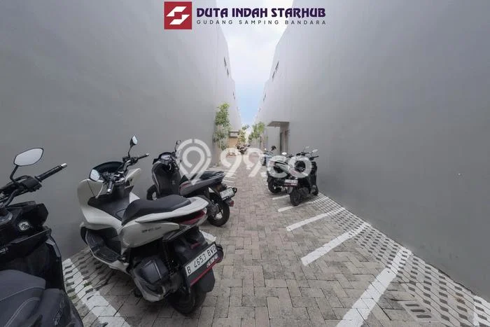 Unit Komersial Dijual di Cengkareng Jakarta Barat 189m2 Unit Komersial Dijual di Cengkareng Jakarta Barat 189m2