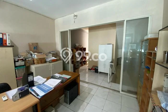 FOR SALE! Ruko di Gubeng Surabaya, LT 63m2, LB 252m2 FOR SALE! Ruko di Gubeng Surabaya, LT 63m2, LB 252m2