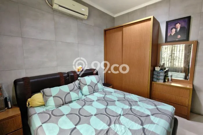 Hunian Elit LB 300m2 Siap Huni Desain Elegan di Duta Garden, Jakarta Barat Hunian Elit LB 300m2 Siap Huni Desain Elegan di Duta Garden, Jakarta Barat