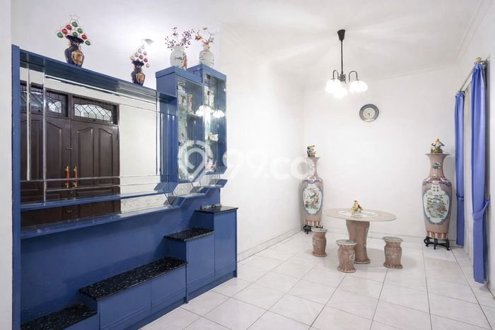 For Sale! Luxury House LT 240m2 Desain Elegan di Puri Indah For Sale! Luxury House LT 240m2 Desain Elegan di Puri Indah