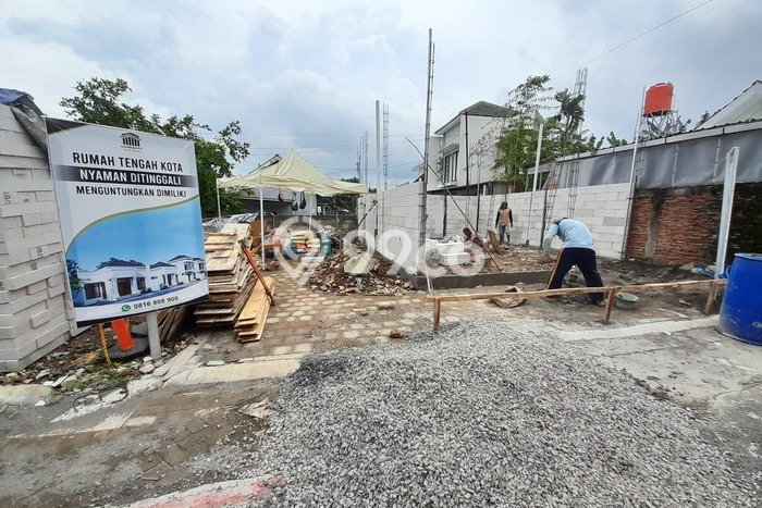 Rumah Modern LB/LT 37m2/57m2 Dijual Area Sambiroto, Semarang Rumah Modern LB/LT 37m2/57m2 Dijual Area Sambiroto, Semarang
