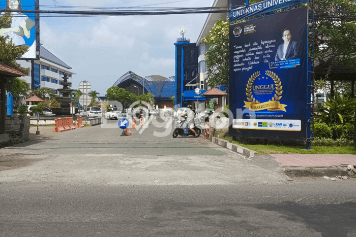 Ruko Paling Dicari LB 104m2 Dijual di Denpasar Selatan Ruko Paling Dicari LB 104m2 Dijual di Denpasar Selatan