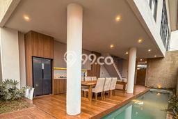 BISNIS POTENSIAL! Vila Kawasan , Luas 200m2m², Prospek Bagus BISNIS POTENSIAL! Vila Kawasan , Luas 200m2m², Prospek Bagus