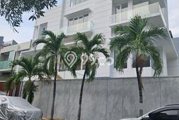 Dijual Rumah Luas Elegan Dengan View Cantik di Sunter, Jakarta Utara Dijual Rumah Luas Elegan Dengan View Cantik di Sunter, Jakarta Utara