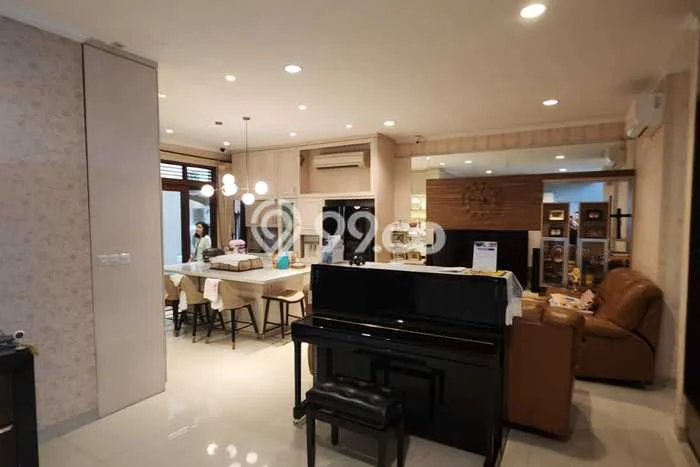 Siap Huni Rumah Mewah 4 Kamar di Kelapa Gading Dekat ke Mana Saja Siap Huni Rumah Mewah 4 Kamar di Kelapa Gading Dekat ke Mana Saja