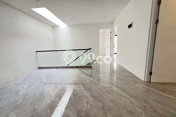 Rumah Eksklusif Siap Huni LT 120m2 di Kelapa Gading, Jakarta Utara Rumah Eksklusif Siap Huni LT 120m2 di Kelapa Gading, Jakarta Utara