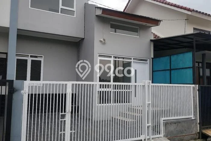 Rumah Modern Cantik 4 Kamar Siap Huni di Batununggal Rumah Modern Cantik 4 Kamar Siap Huni di Batununggal