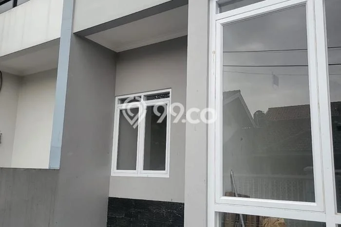 Rumah Modern Cantik 4 Kamar Siap Huni di Batununggal Rumah Modern Cantik 4 Kamar Siap Huni di Batununggal