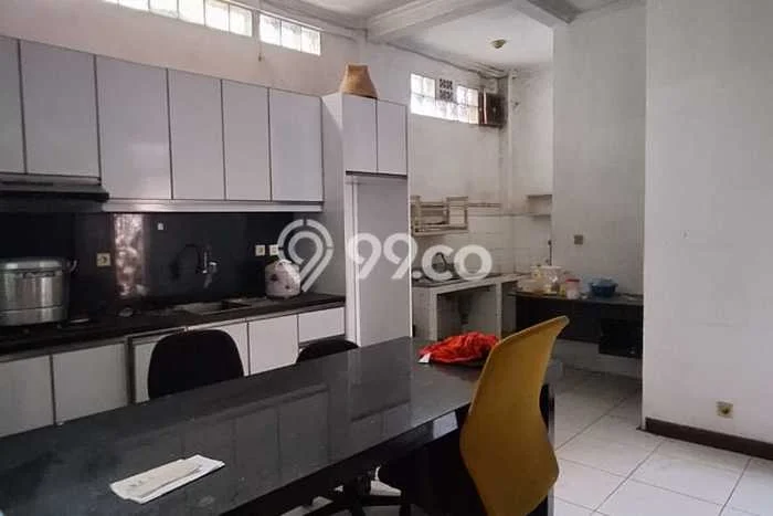Rumah Elit LB 400m2 Siap Huni Desain Elegan di Turangga, Bandung Rumah Elit LB 400m2 Siap Huni Desain Elegan di Turangga, Bandung