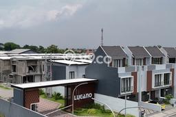 Rumah Strategis Modern Lb 210m2 di Sukodono, Sidoarjo Rumah Strategis Modern Lb 210m2 di Sukodono, Sidoarjo