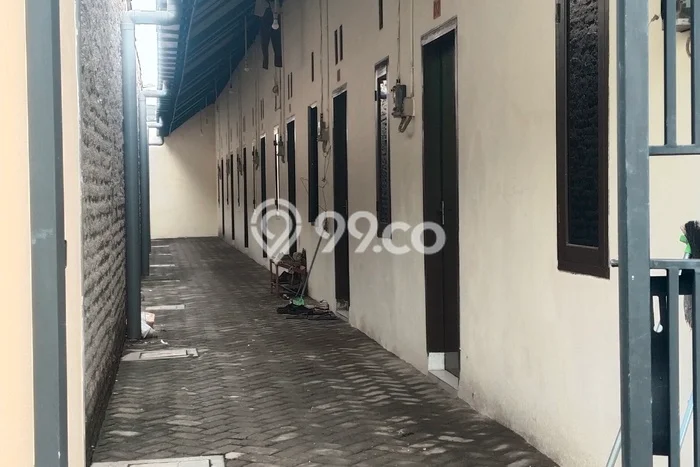 Kost Dijual Lokasi Sidoarjo, Sidoarjo, Spesifikasi 16 Kamar Tidur dan Luas 370m2 Kost Dijual Lokasi Sidoarjo, Sidoarjo, Spesifikasi 16 Kamar Tidur dan Luas 370m2