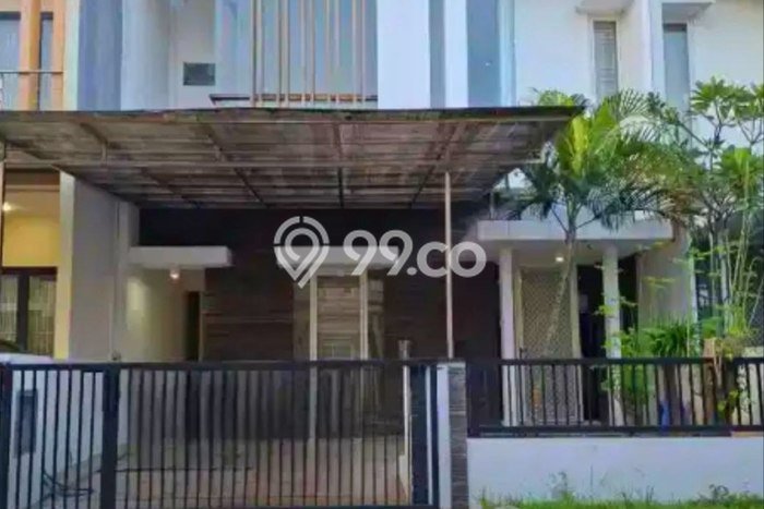 Dijual Rumah Luas Elegan Dengan View Eksklusif di Mulyosari, Surabaya Dijual Rumah Luas Elegan Dengan View Eksklusif di Mulyosari, Surabaya
