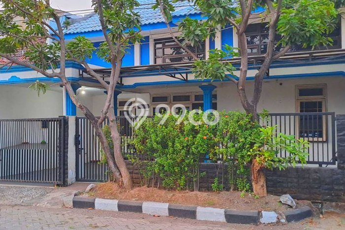 Rumah Luas Asri 4 KT Siap Pakai di Waru Surabaya Rumah Luas Asri 4 KT Siap Pakai di Waru Surabaya