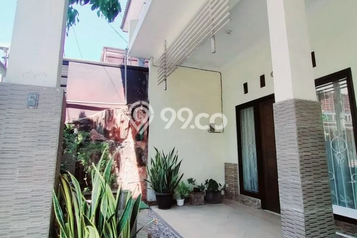 Hunian Cantik Modern Lb 156m2 di Waru, Sidoarjo Hunian Cantik Modern Lb 156m2 di Waru, Sidoarjo