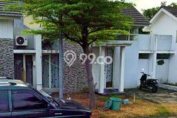 Dijual Rumah Strategis Bagus Punya 1 KT di Taman Sidoarjo SHM Dijual Rumah Strategis Bagus Punya 1 KT di Taman Sidoarjo SHM