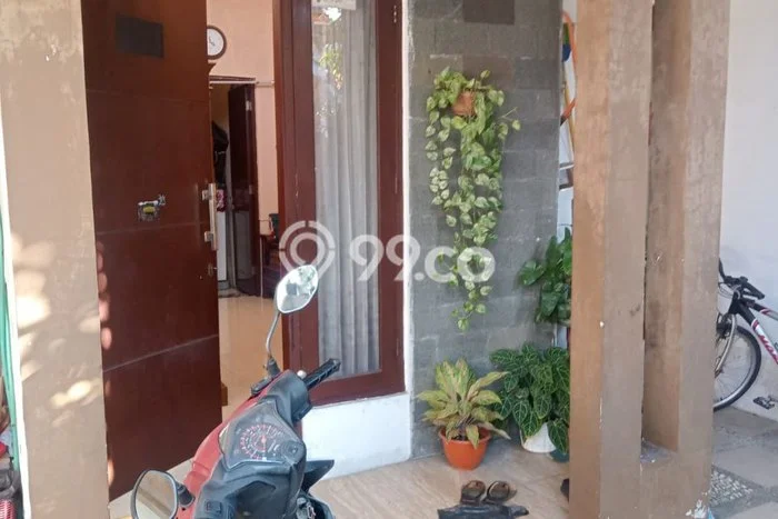 Jual Rumah Strategis Bagus Punya 2 KT di Taman Sidoarjo SHM Jual Rumah Strategis Bagus Punya 2 KT di Taman Sidoarjo SHM