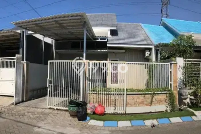 Rumah Modern Minimalis 2 KT Bisa Langsung Pindah di Taman Rumah Modern Minimalis 2 KT Bisa Langsung Pindah di Taman