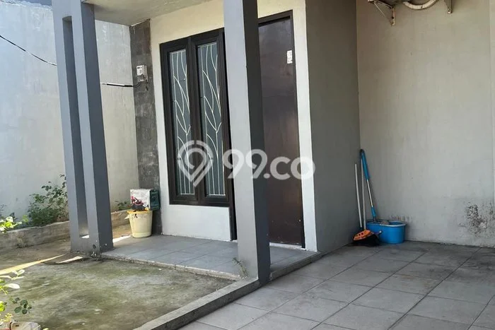 Rumah Strategis Modern Lb 110m2 di Taman, Sidoarjo Rumah Strategis Modern Lb 110m2 di Taman, Sidoarjo