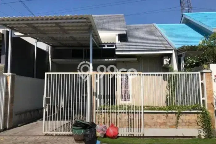 Rumah Modern Minimalis 2 KT Bisa Langsung Pindah di Taman Rumah Modern Minimalis 2 KT Bisa Langsung Pindah di Taman