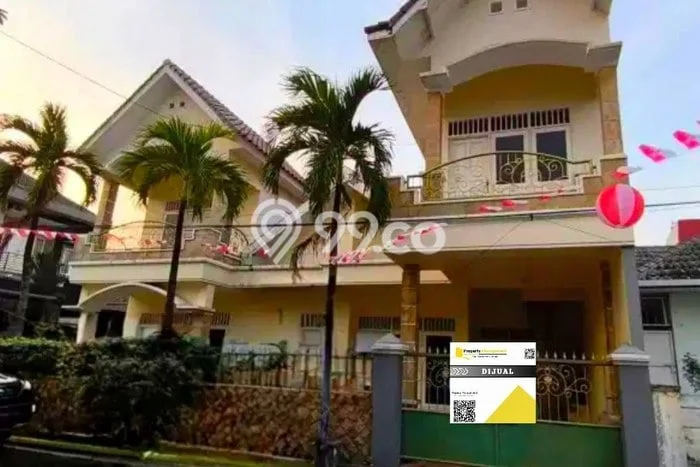 Jual Rumah Favorit Siap Huni LB 300m2 di Waru, Sidoarjo Jual Rumah Favorit Siap Huni LB 300m2 di Waru, Sidoarjo