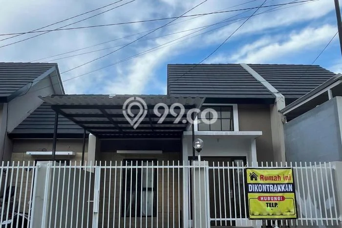 Disewakan Cepat Rumah Kondisi Baik di Area Waru, Sidoarjo Disewakan Cepat Rumah Kondisi Baik di Area Waru, Sidoarjo